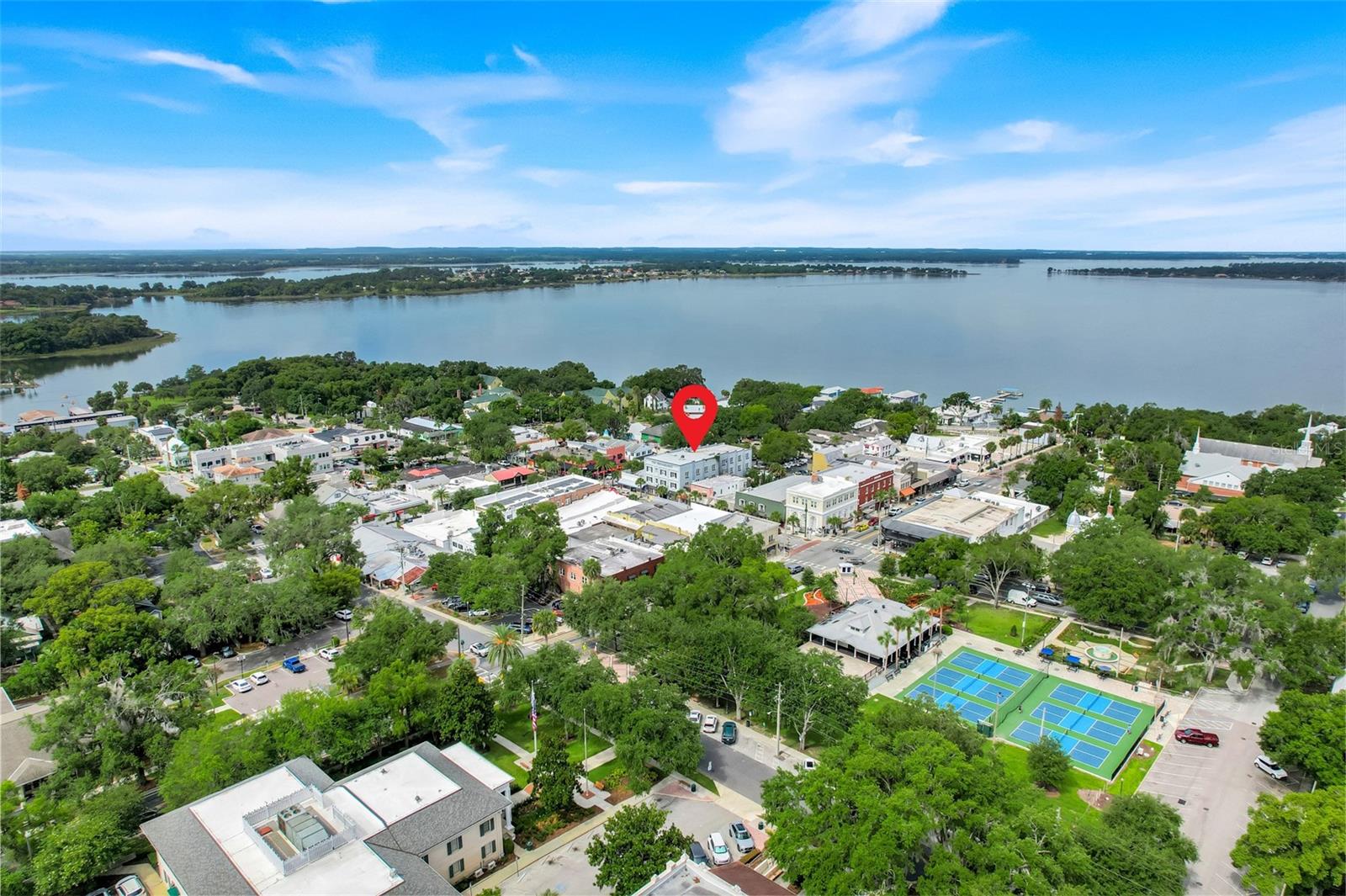 MOUNT DORA - Commercial Sale