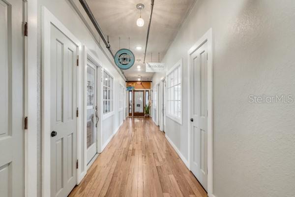 MOUNT DORA - Commercial Sale