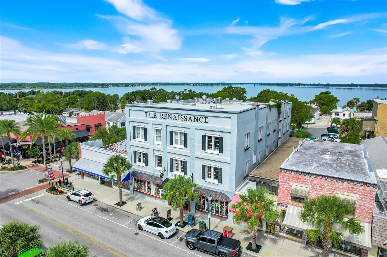 MOUNT DORA - Commercial Sale