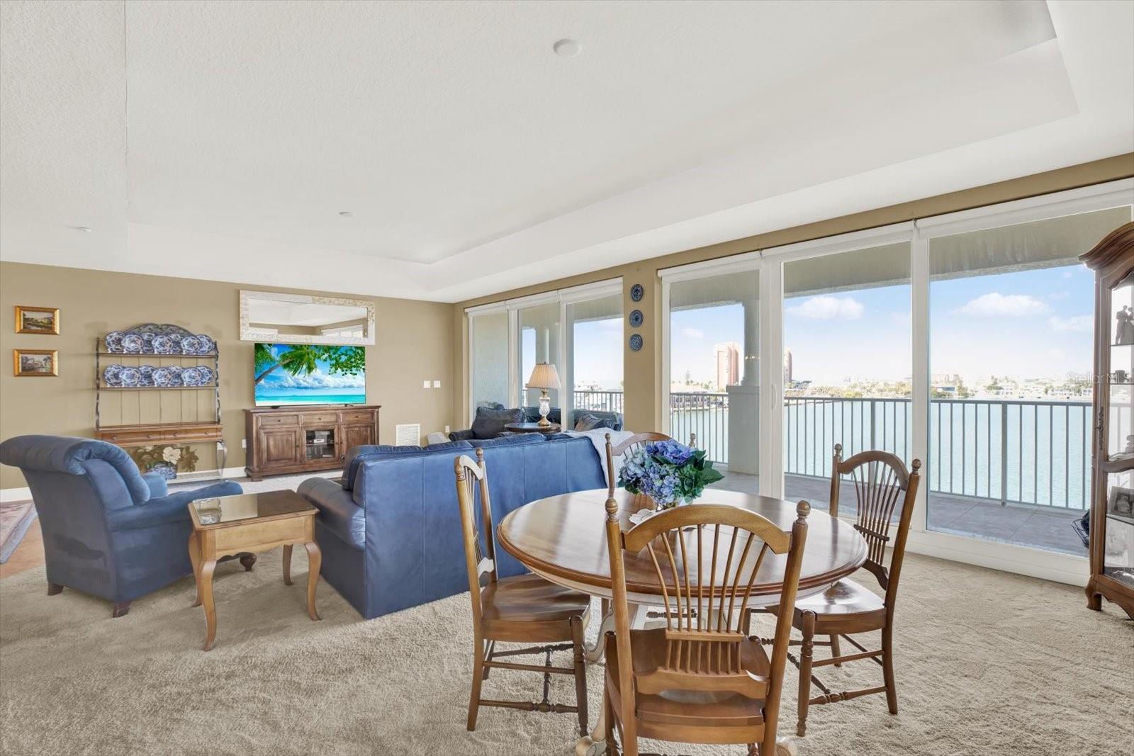 LA BAHIA CONDO - Residential