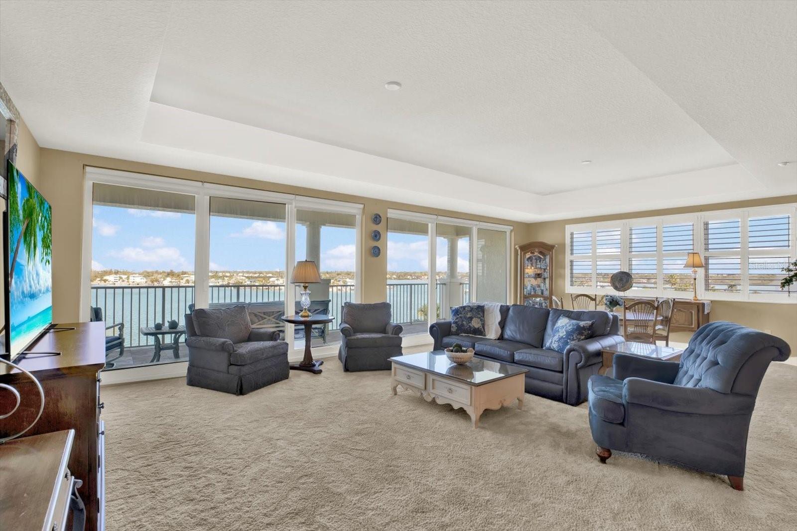 LA BAHIA CONDO - Residential