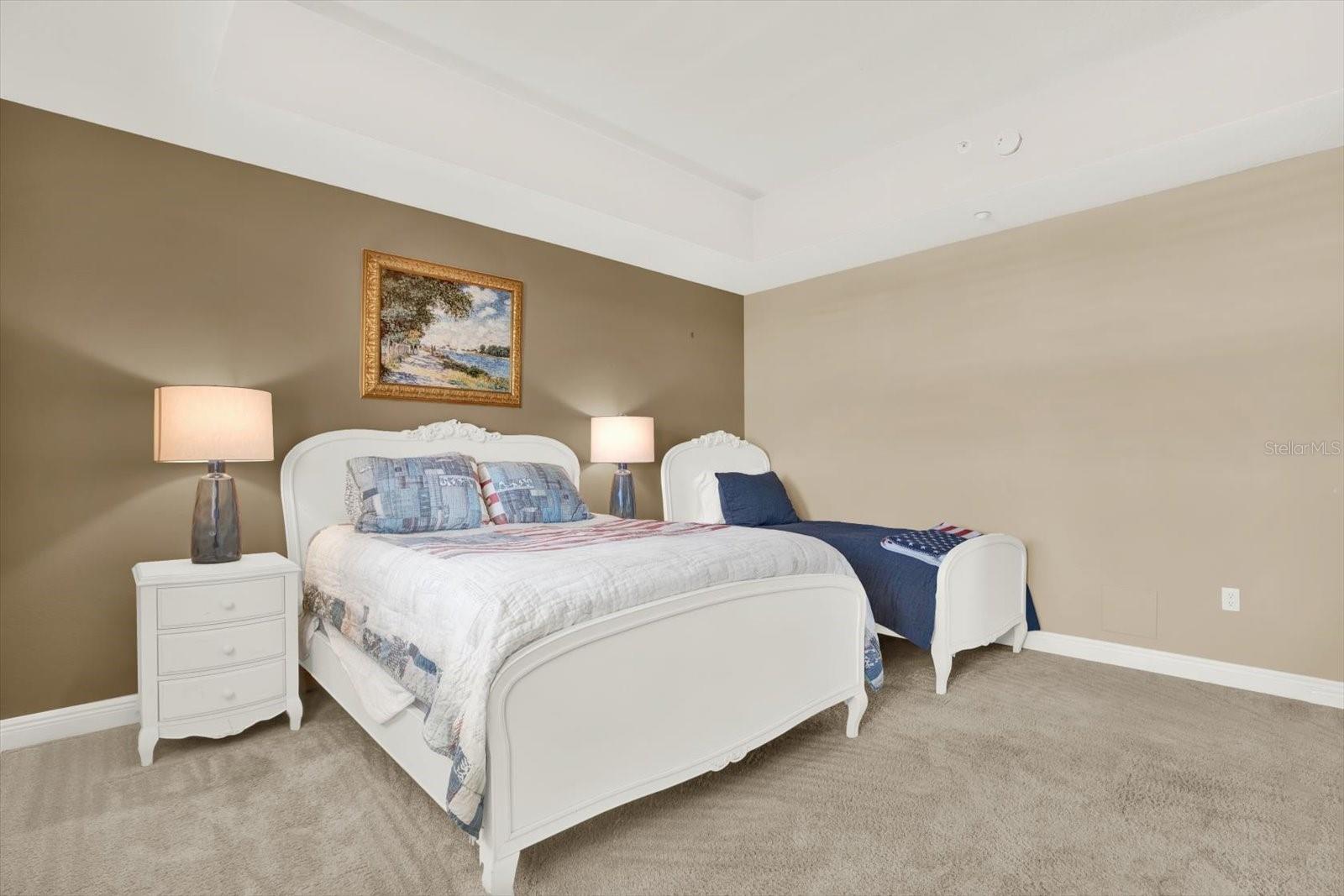 LA BAHIA CONDO - Residential