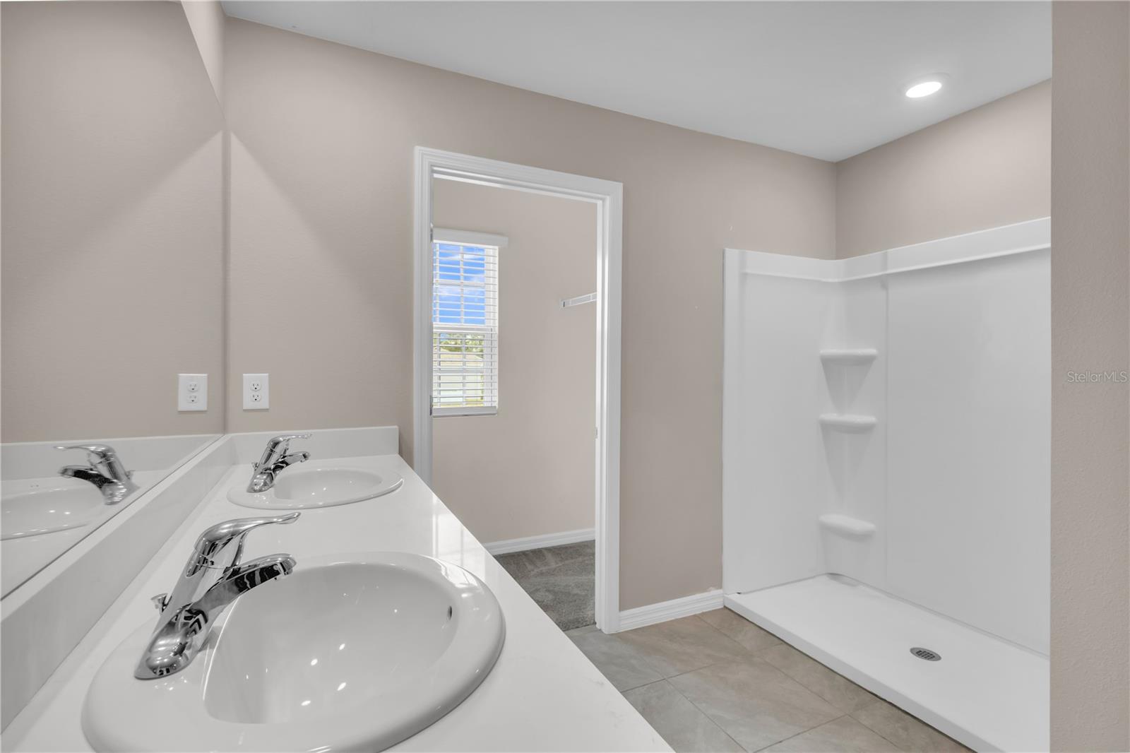 BRIARWOOD PH 2 & 3 PB 38 PG 94 - Residential