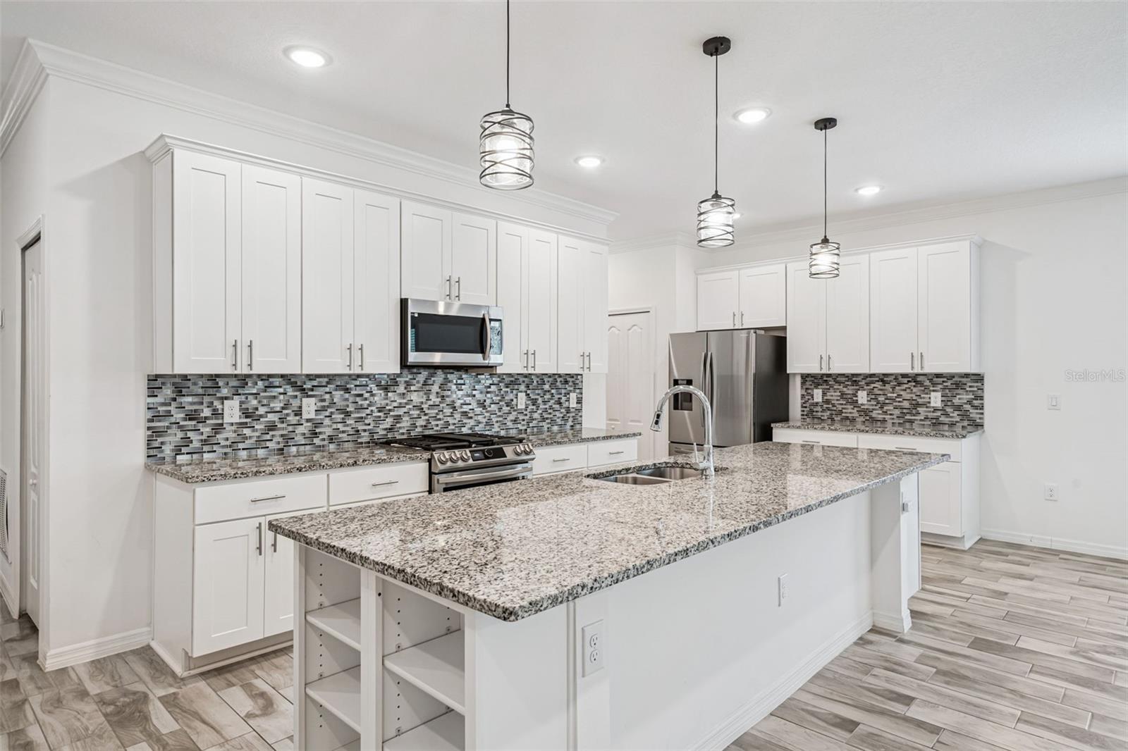 BRADFORD RIDGE - Residential