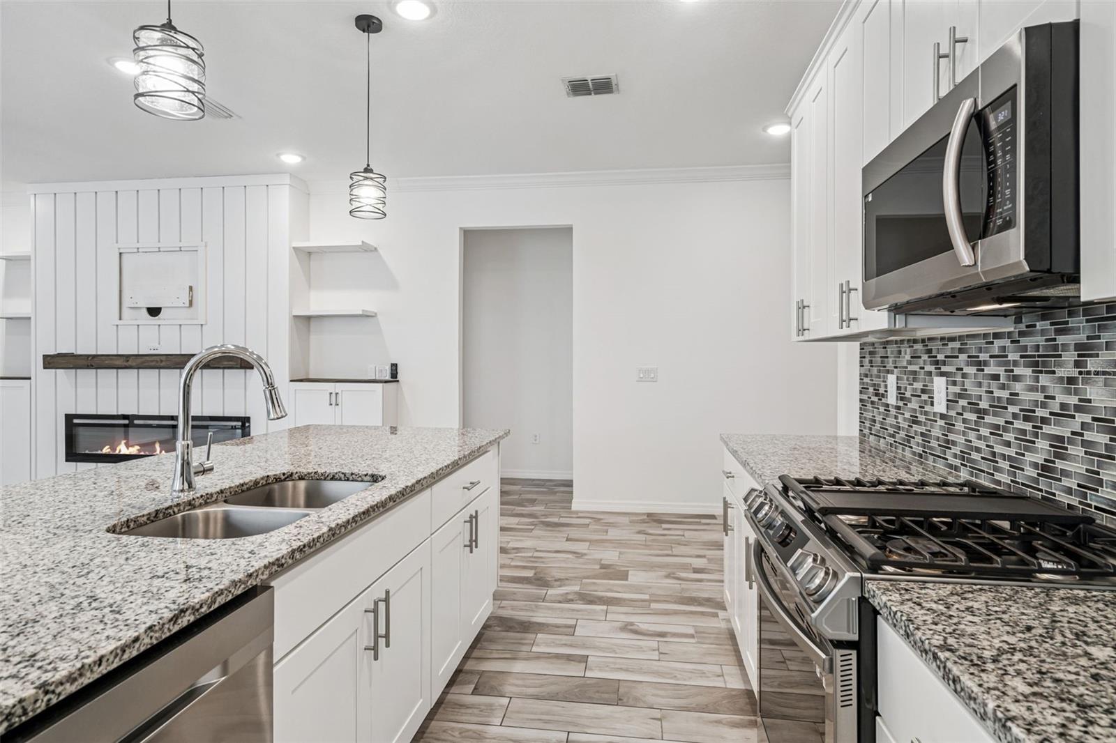 BRADFORD RIDGE - Residential