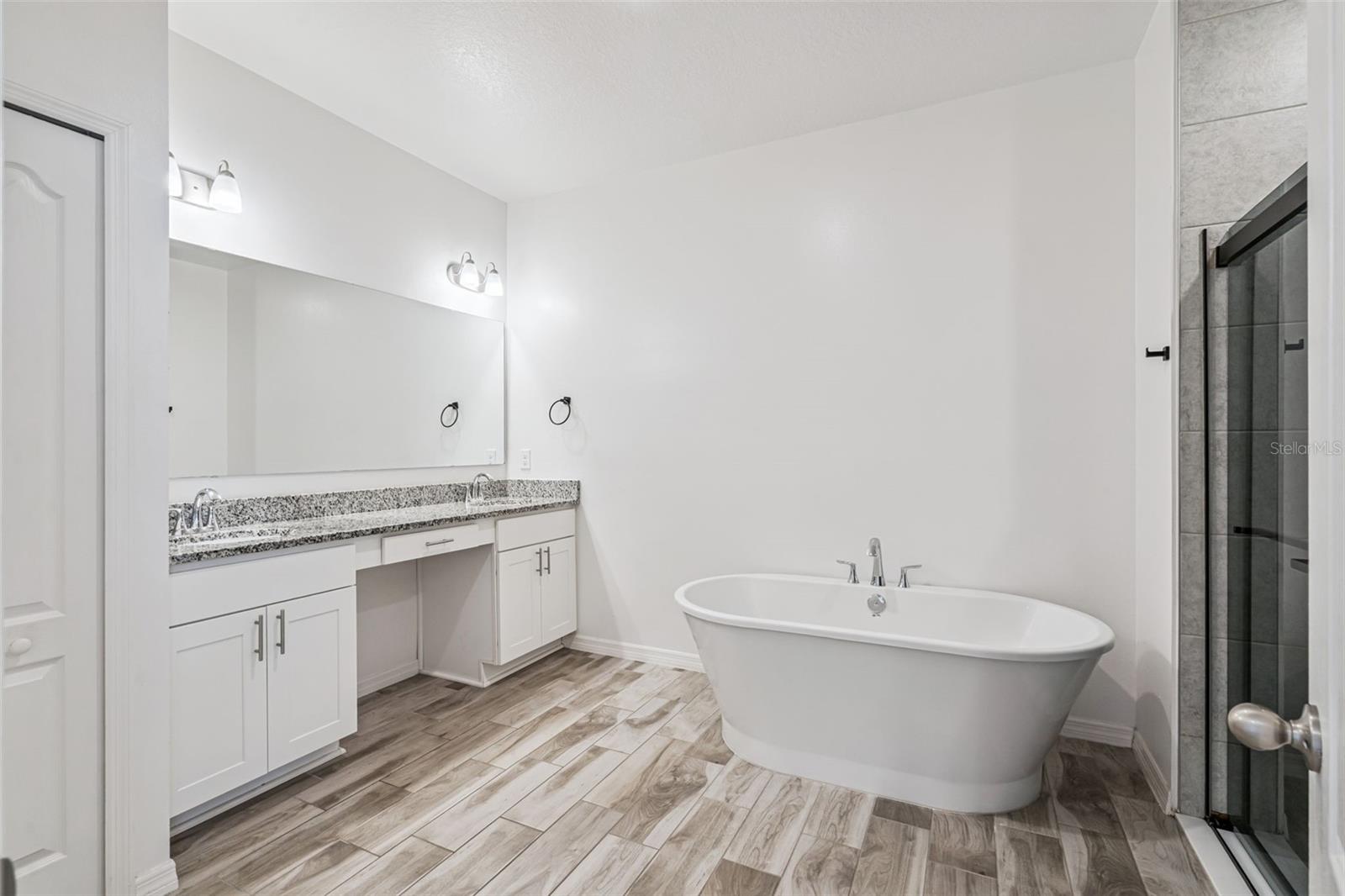 BRADFORD RIDGE - Residential
