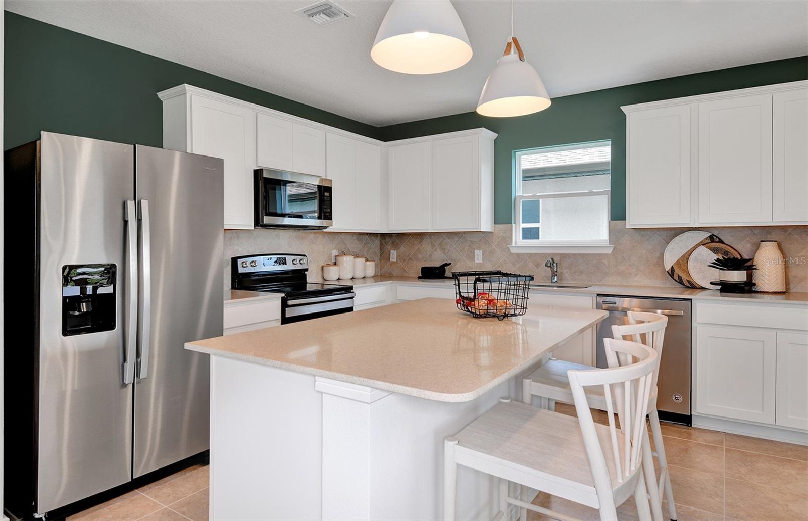 OAKFIELD LAKES - Residential
