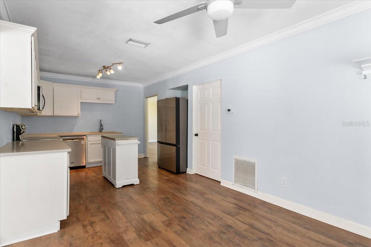 ACREAGE - Residential