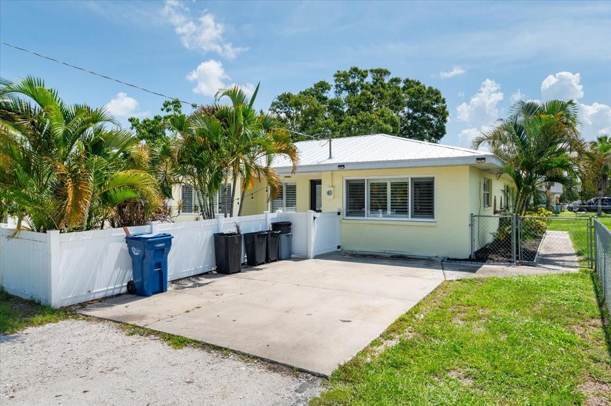 ACREAGE - Residential