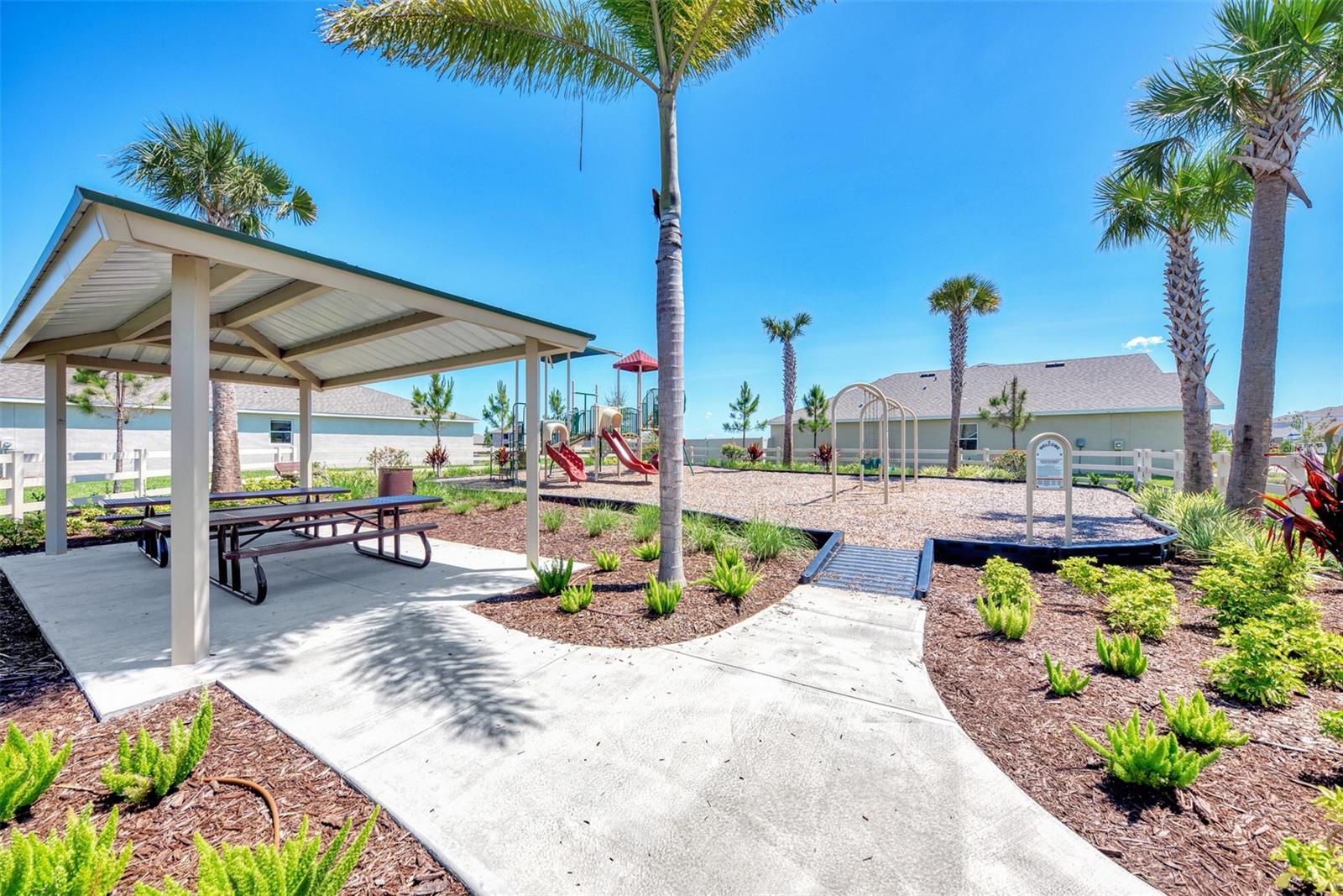 SOLERA AT LAKEWOOD RANCH - Residential