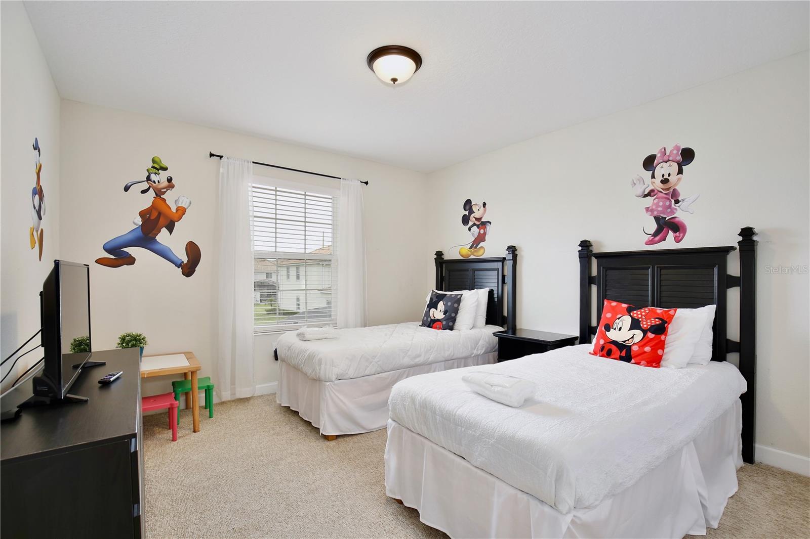 STOREY LAKE PH 2 - Residential