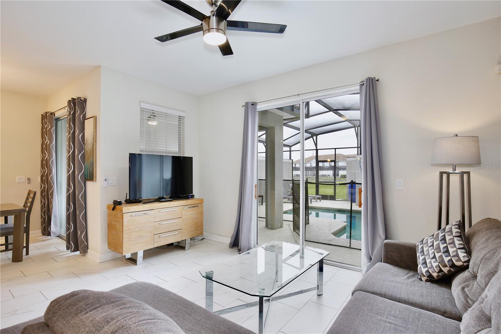 STOREY LAKE PH 2 - Residential