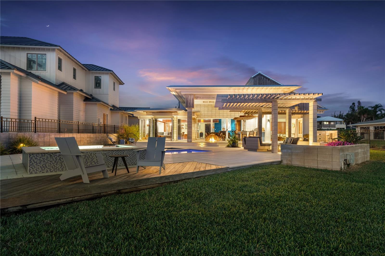 CHANNEL VIEW - Residential