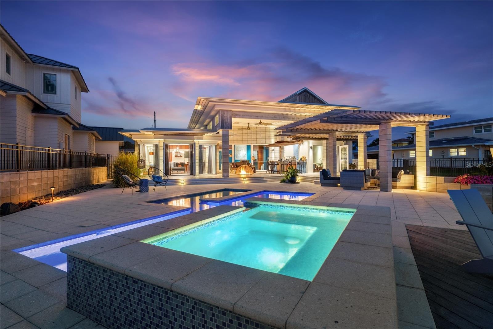 CHANNEL VIEW - Residential