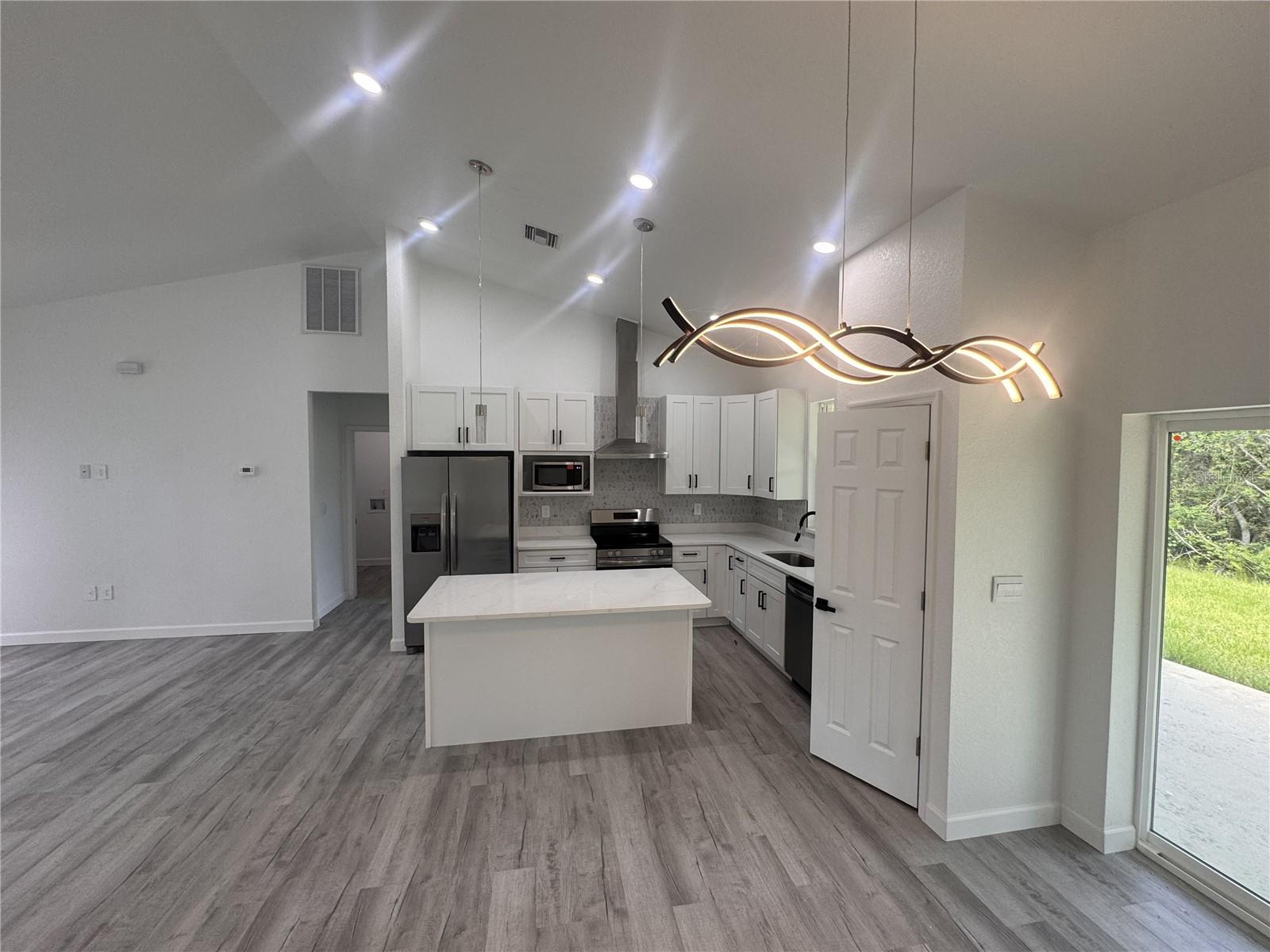SUN N LAKE - Residential