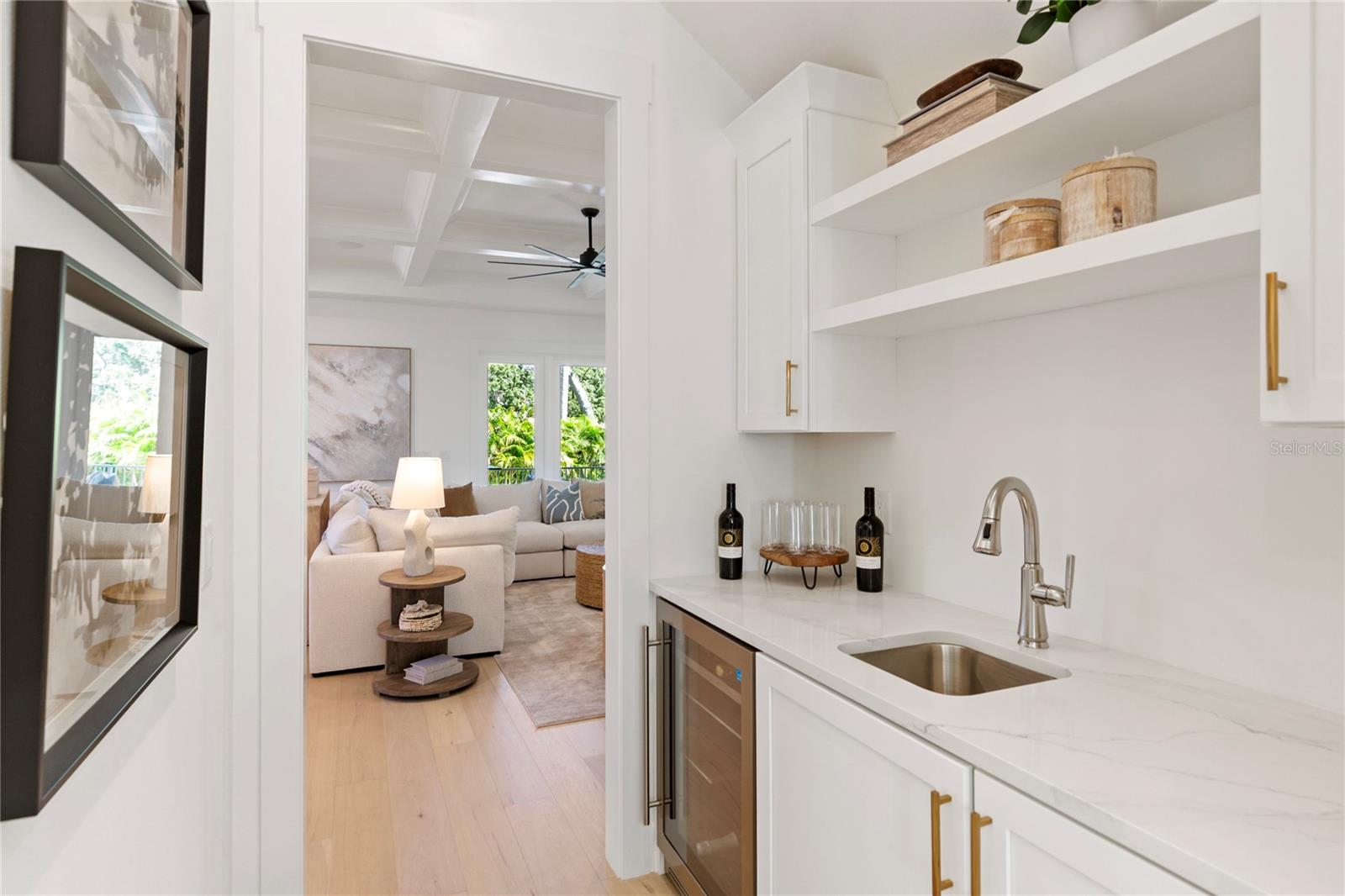 MARYLAND MANOR - Residential