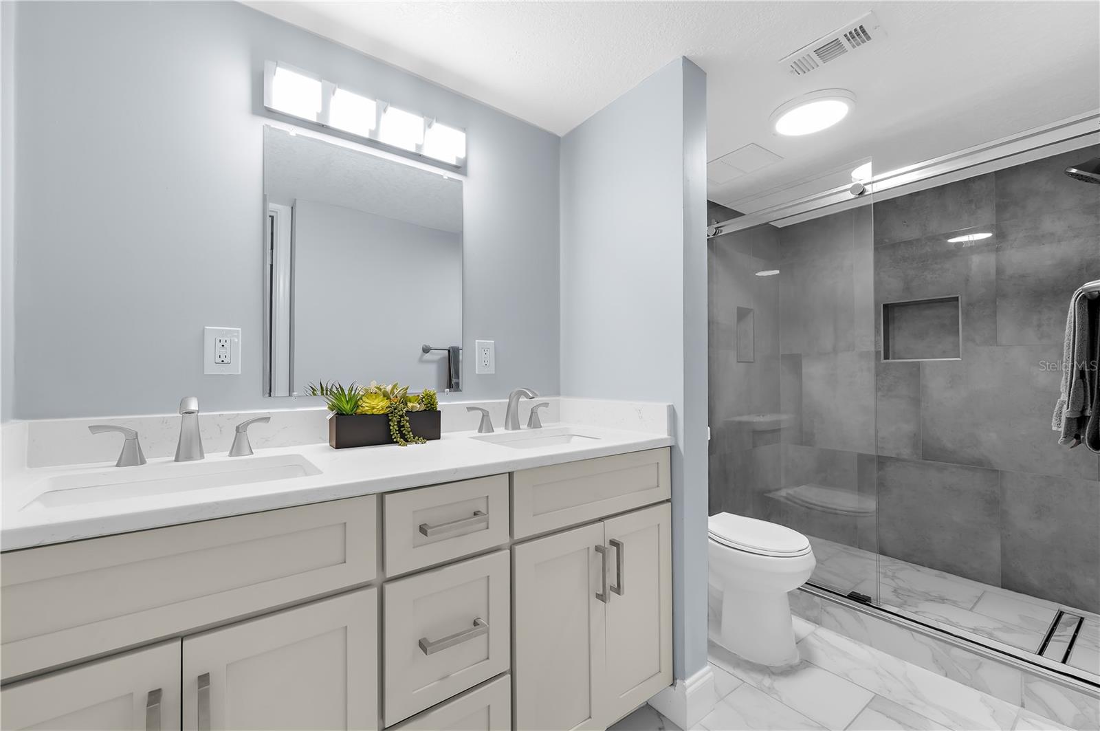 CLEARWATER SAND KEY - Residential