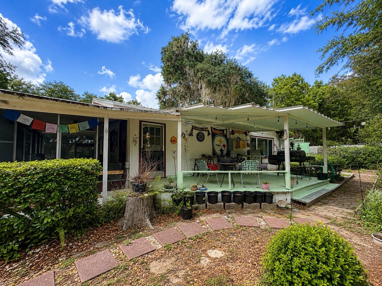 LAKE & FOREST CLUB - Residential