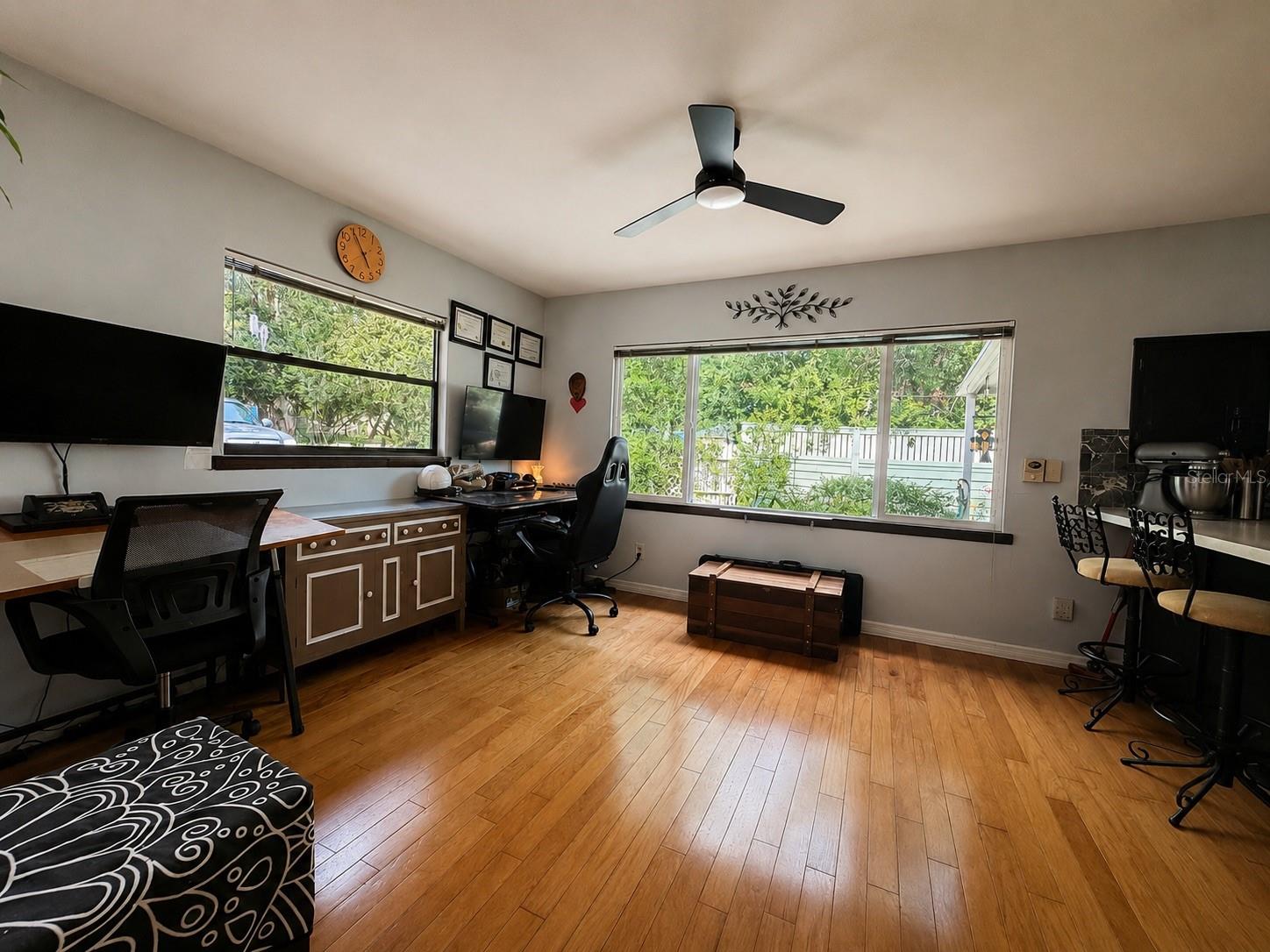 LAKE & FOREST CLUB - Residential