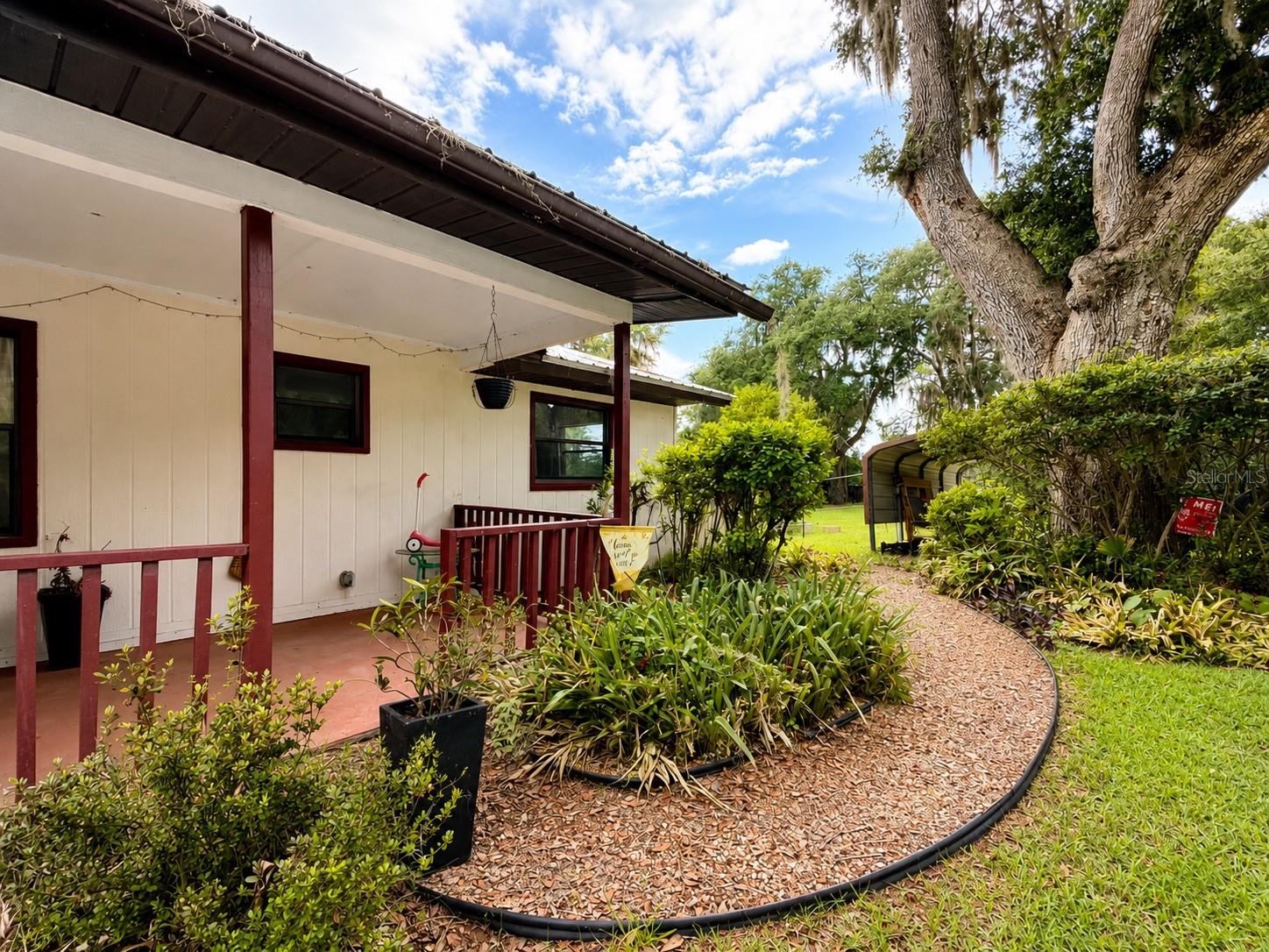 LAKE & FOREST CLUB - Residential