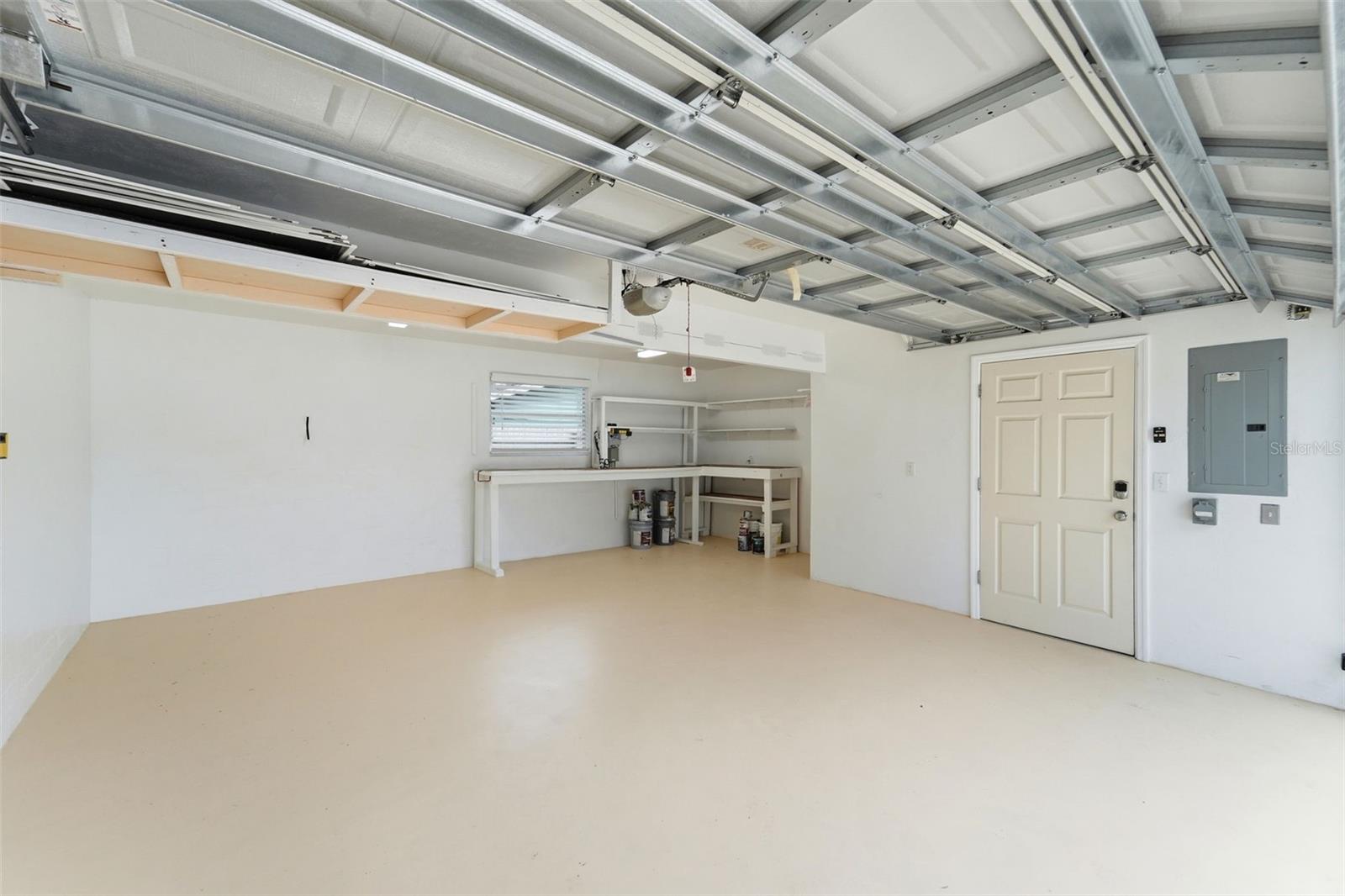 WOODMERE UN 02 - Residential