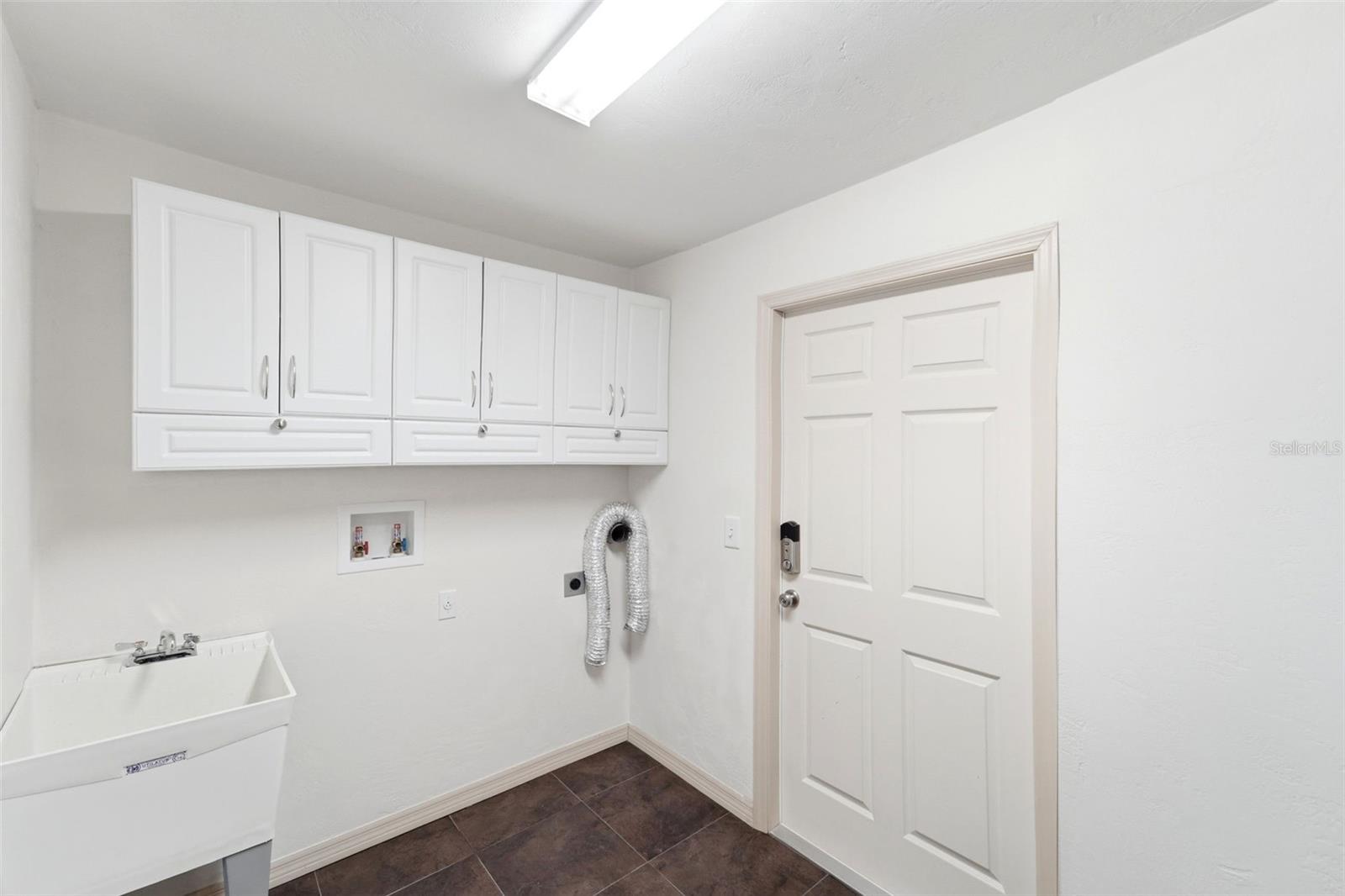 WOODMERE UN 02 - Residential