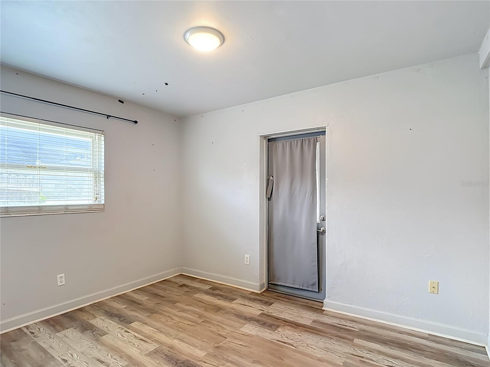 JOHN H DREWS FIRST EXT - Residential