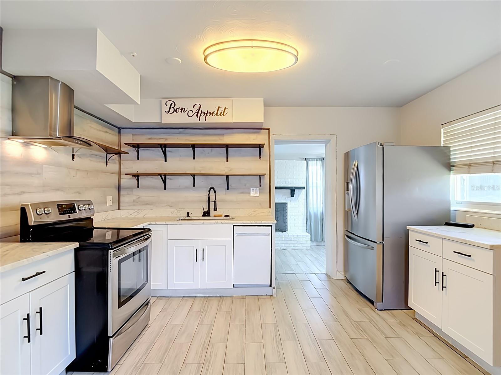 JOHN H DREWS FIRST EXT - Residential