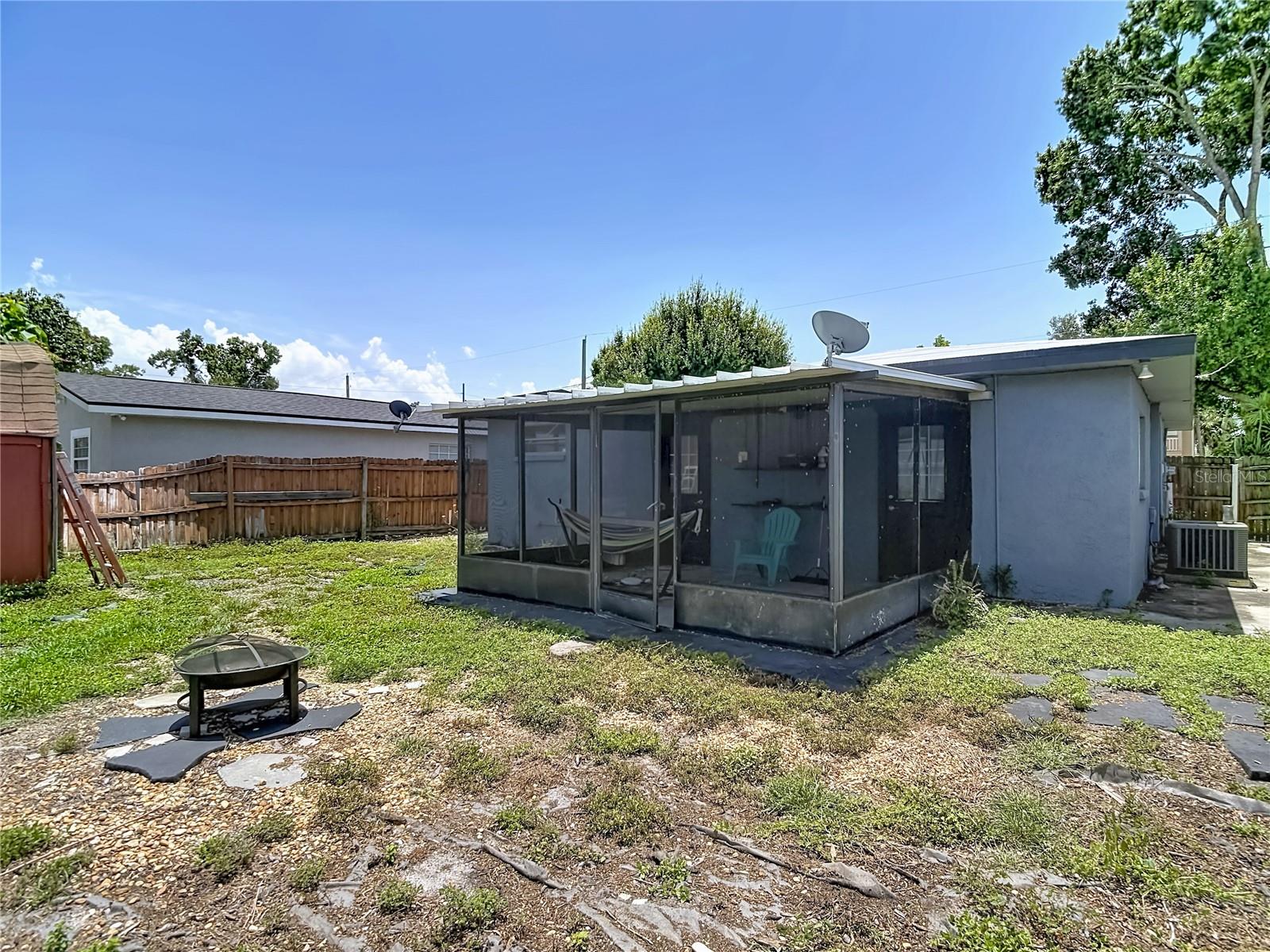 JOHN H DREWS FIRST EXT - Residential