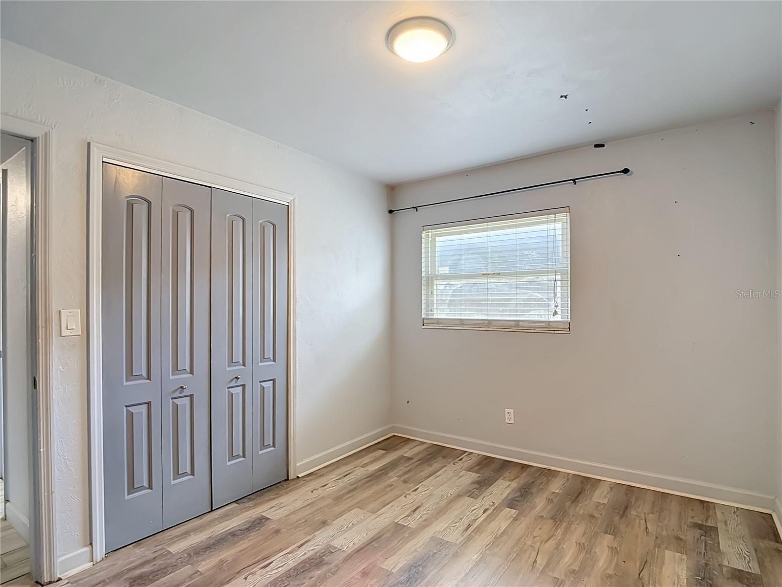 JOHN H DREWS FIRST EXT - Residential