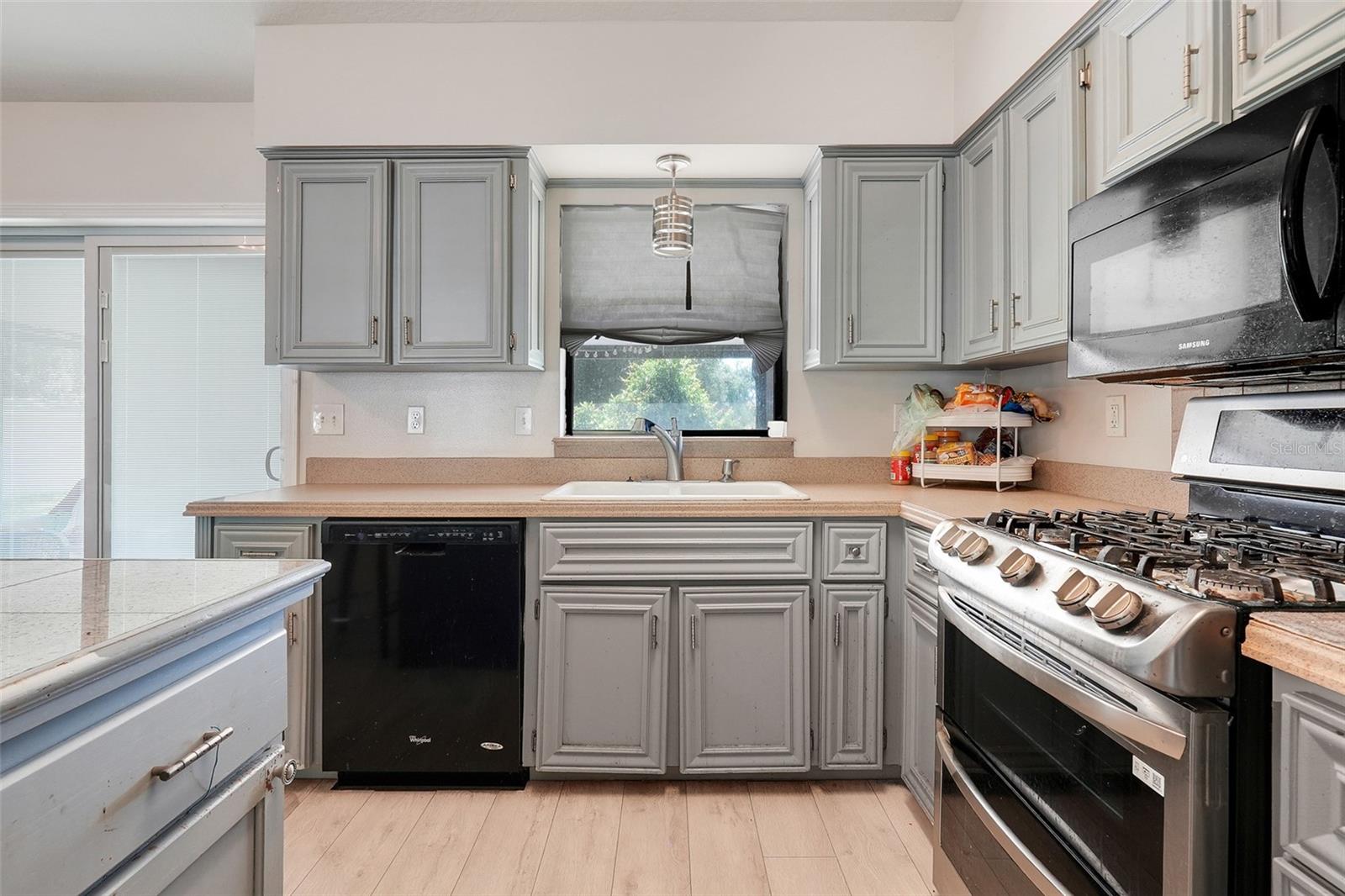MASCOTTE TWIN OAKS SUB - Residential