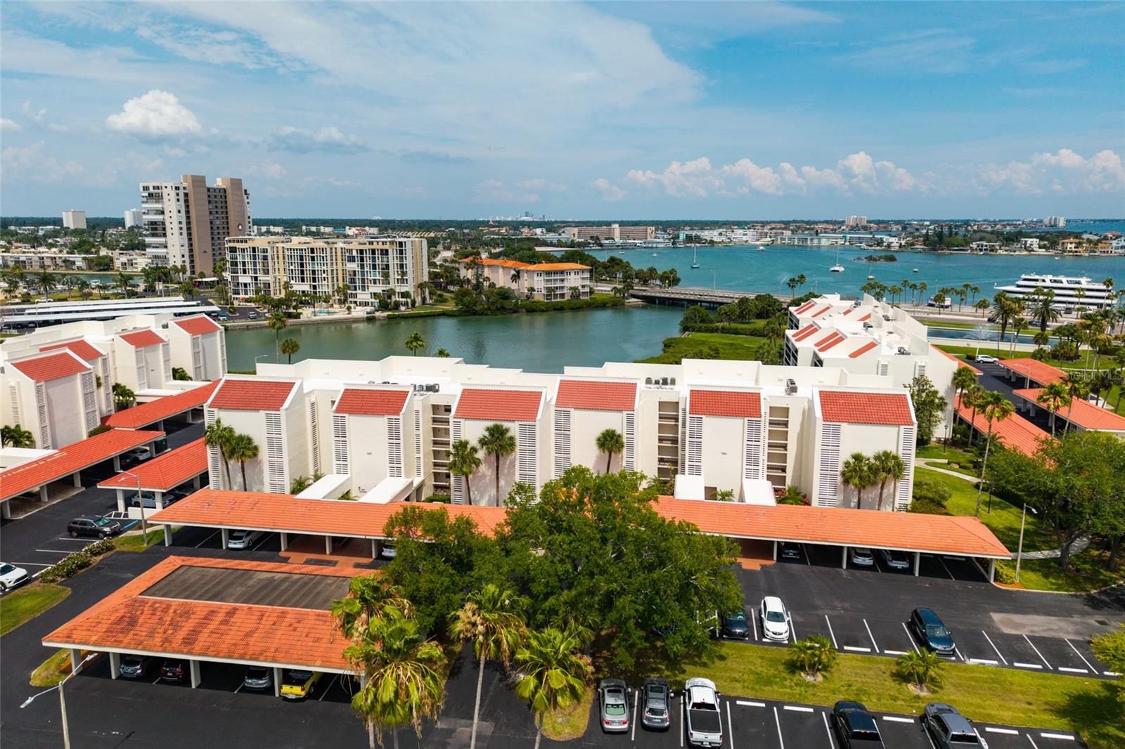 HARBOURSIDE - Residential