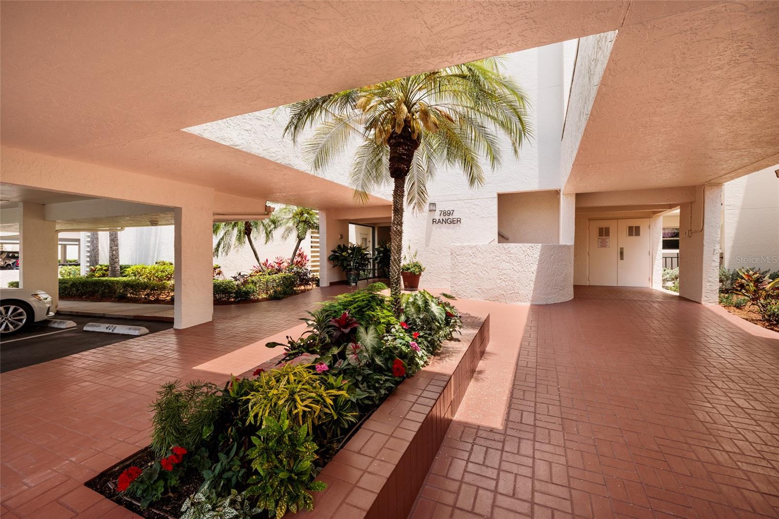 HARBOURSIDE - Residential