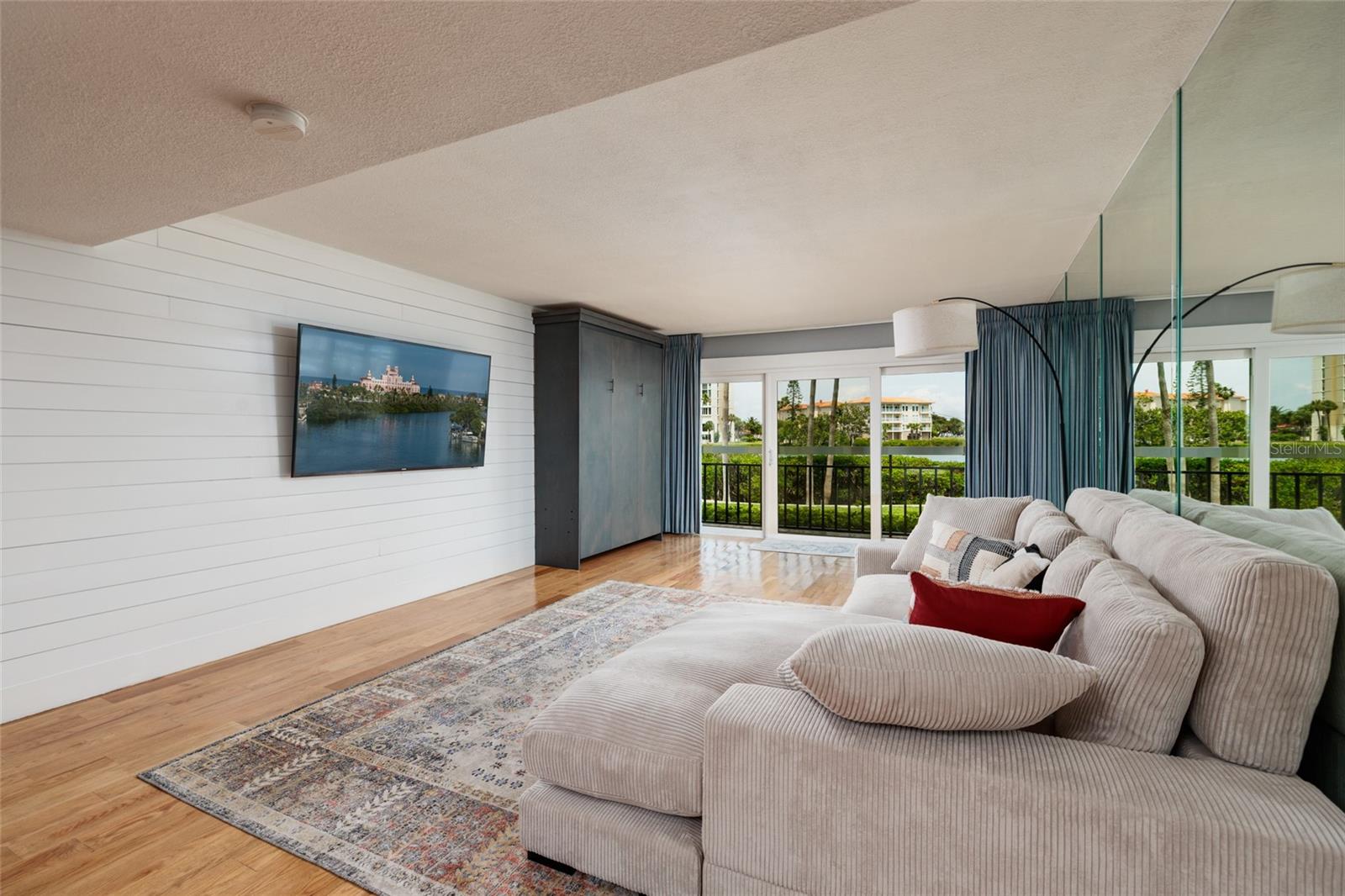 HARBOURSIDE - Residential