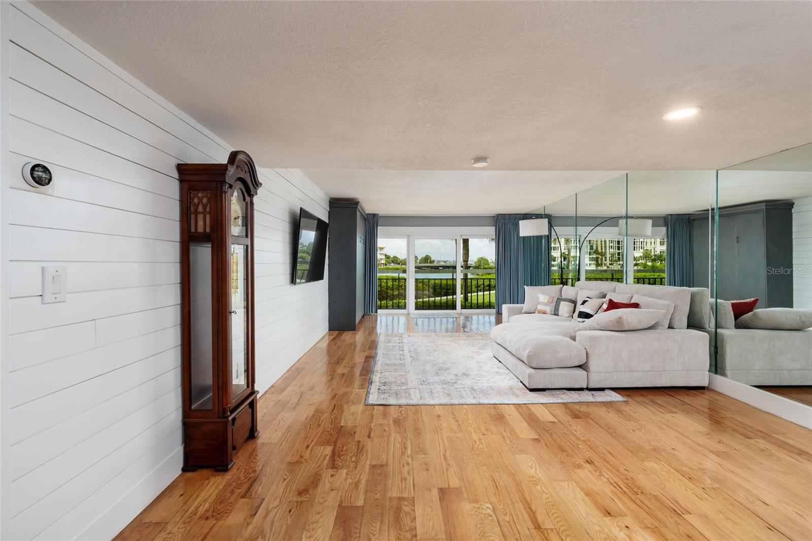 HARBOURSIDE - Residential