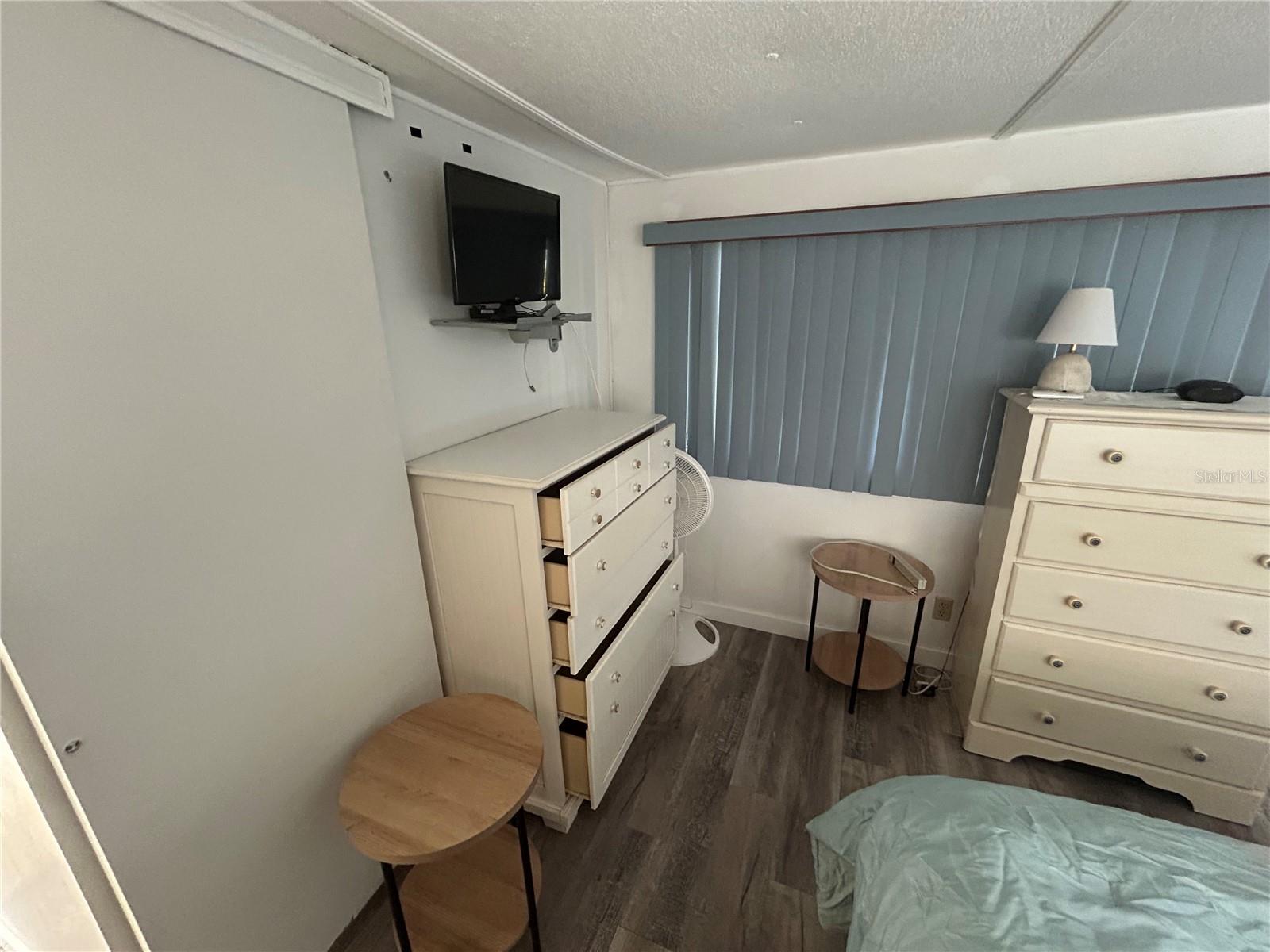 MIDWAY TRAILER COURT UNREC - Residential