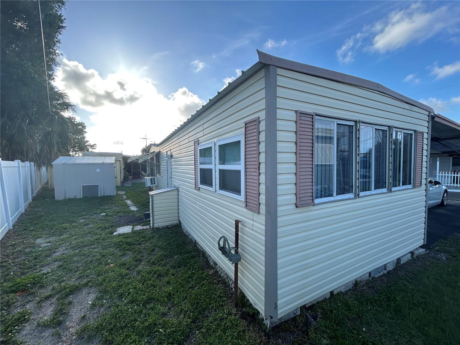 MIDWAY TRAILER COURT UNREC - Residential