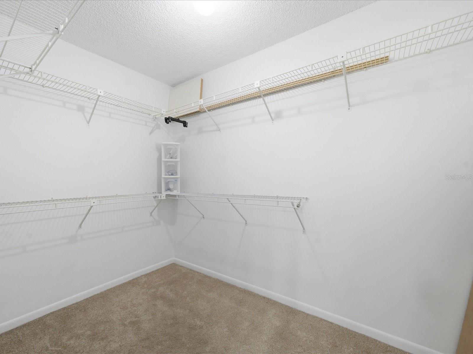 HILLSIDE CONDO - Residential
