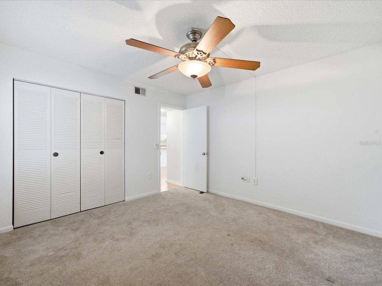 HILLSIDE CONDO - Residential