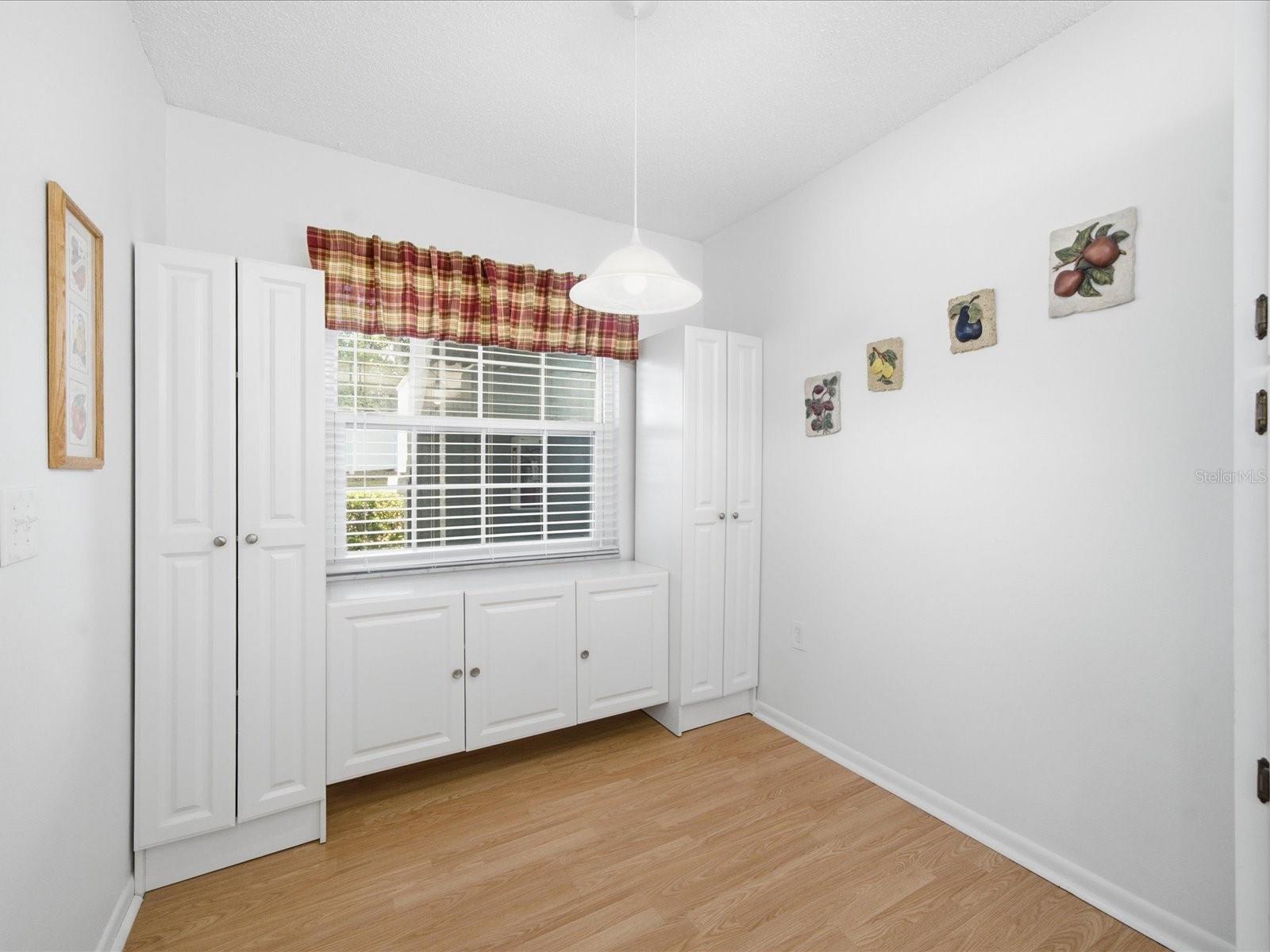 HILLSIDE CONDO - Residential