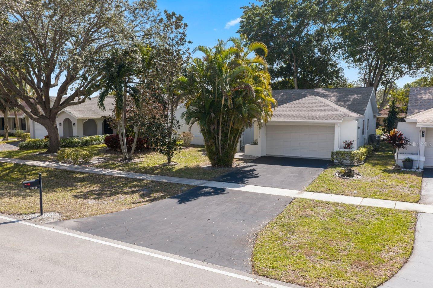 BOCA CHASE SEC 03 - Residential