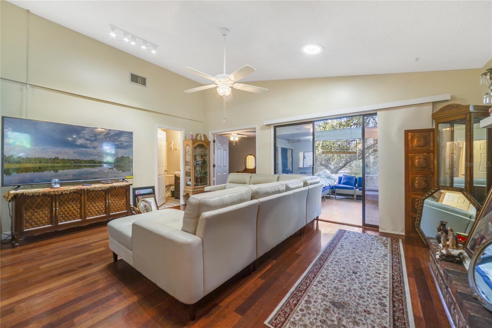 BRANDYWINE VILLAGE CONDO - Residential