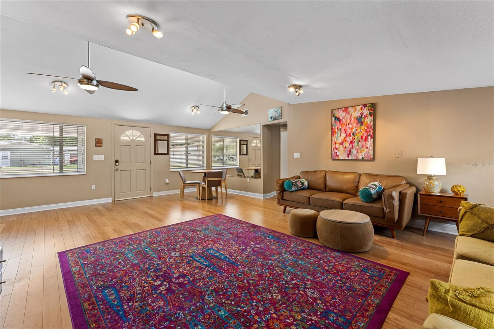 KENILWORTH - Residential
