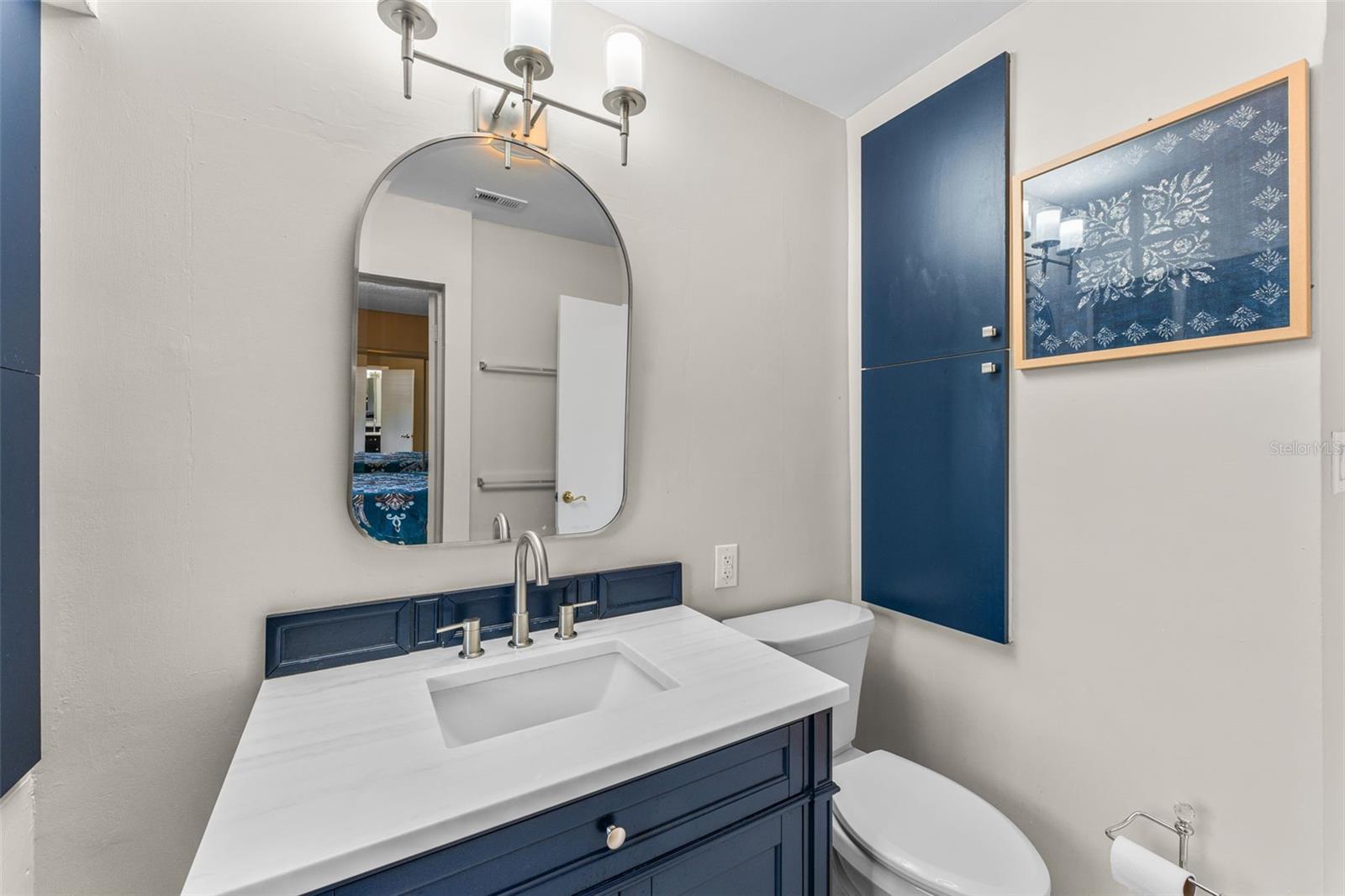 KENILWORTH - Residential