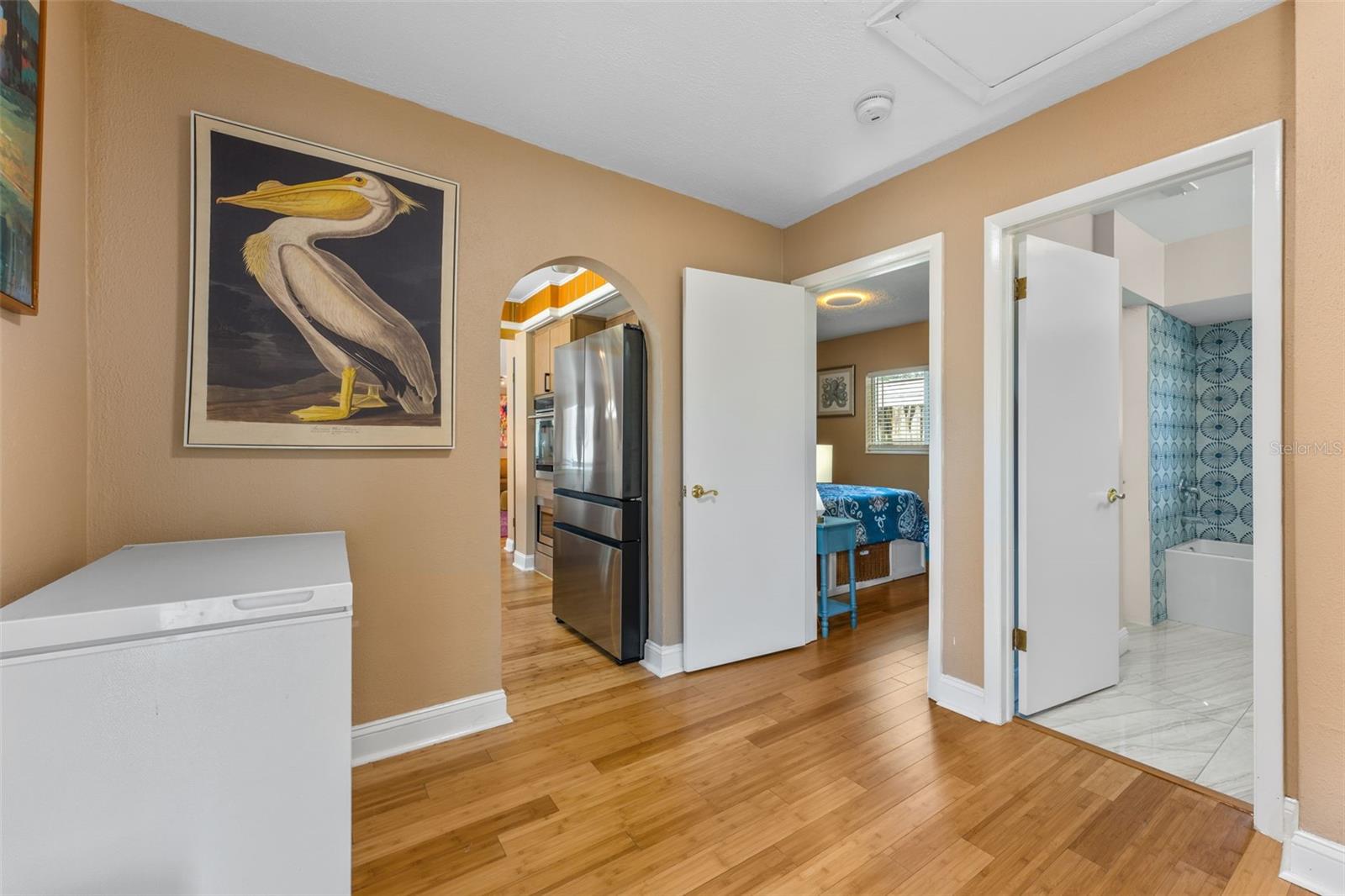 KENILWORTH - Residential