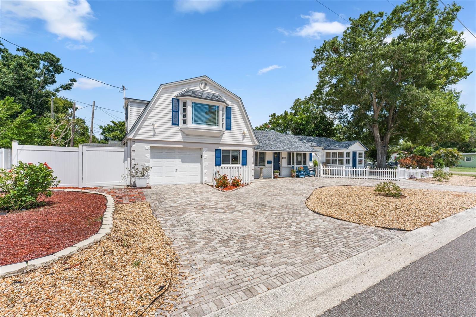KENILWORTH - Residential