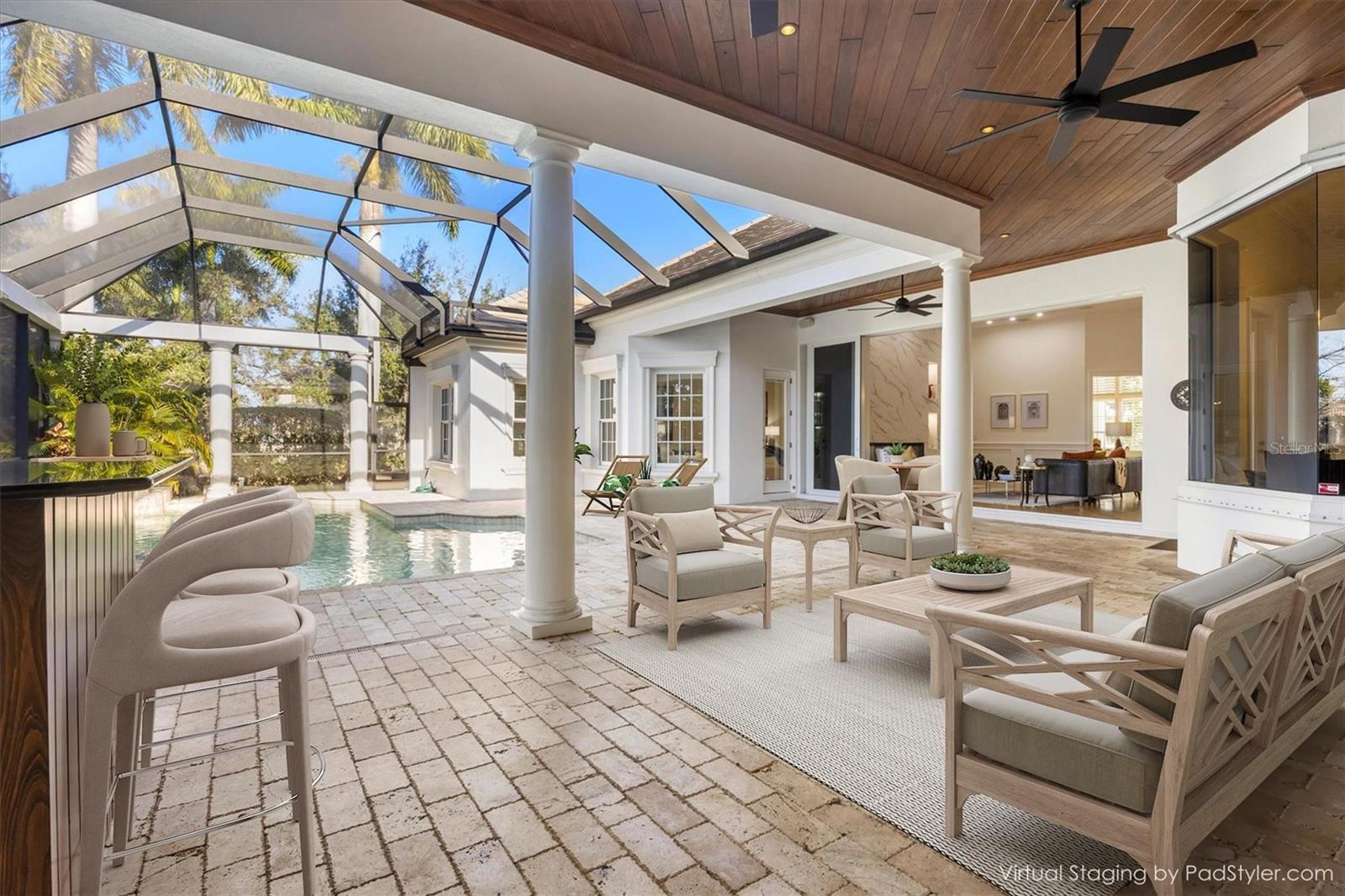 LAKE CLUB - Residential