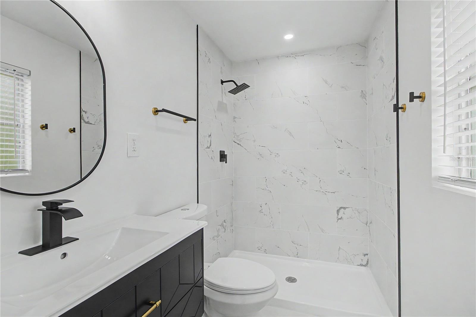 BEVERLY HILLS UNIT 06 - Residential
