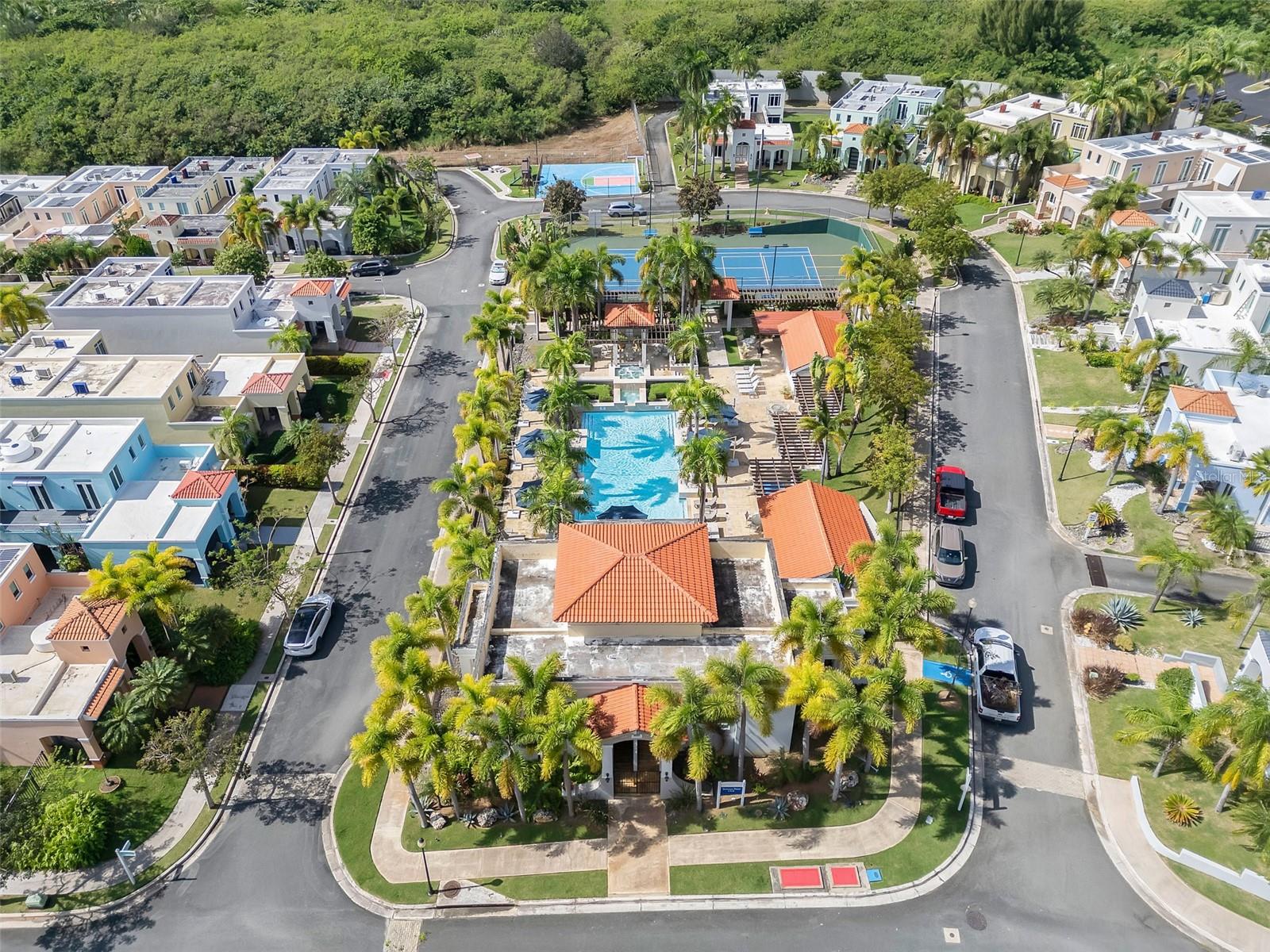 COND TREASURE POINT - Residential