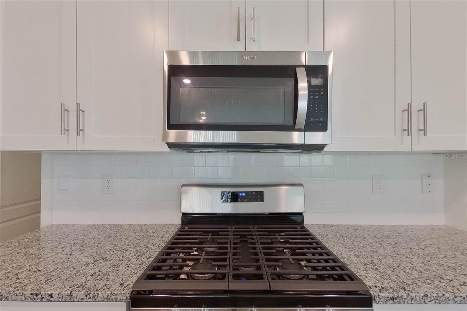 LAKE GRIFFIN RESERVE - Residential Lease